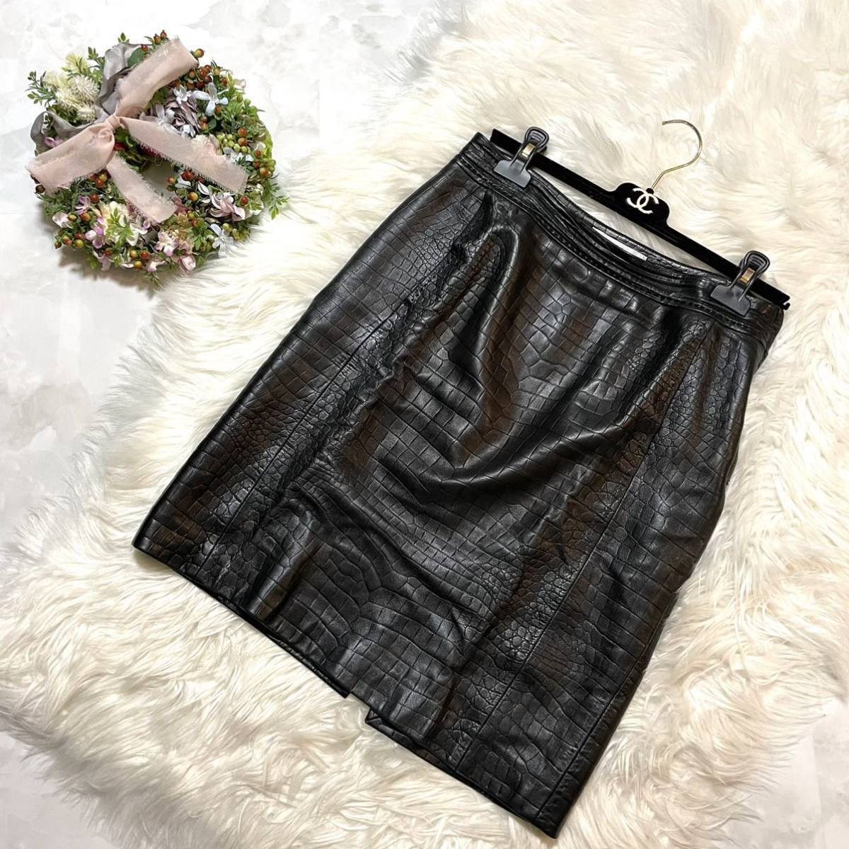 Max Mara Max Mara Crocodile Embossed Leather Jacket and Skirt Suit Size M / US 6-8 / IT 42-44 - 14 Thumbnail