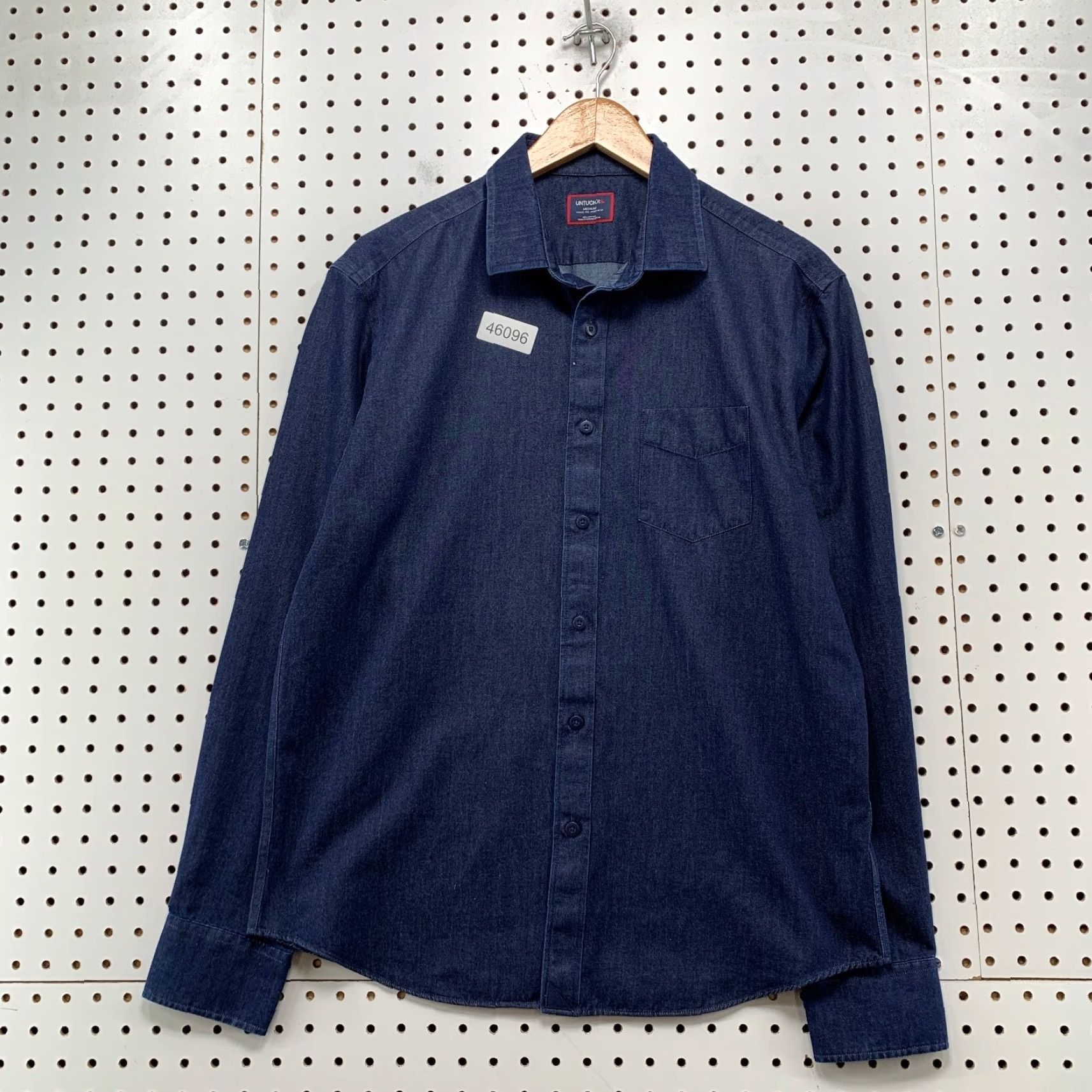 UNTUCKit UNTUCKit Button Shirt Mens M Indigo Blue Long Sleeve Business Casual Shirt Size US M / EU 48-50 / 2 - 2 Thumbnail
