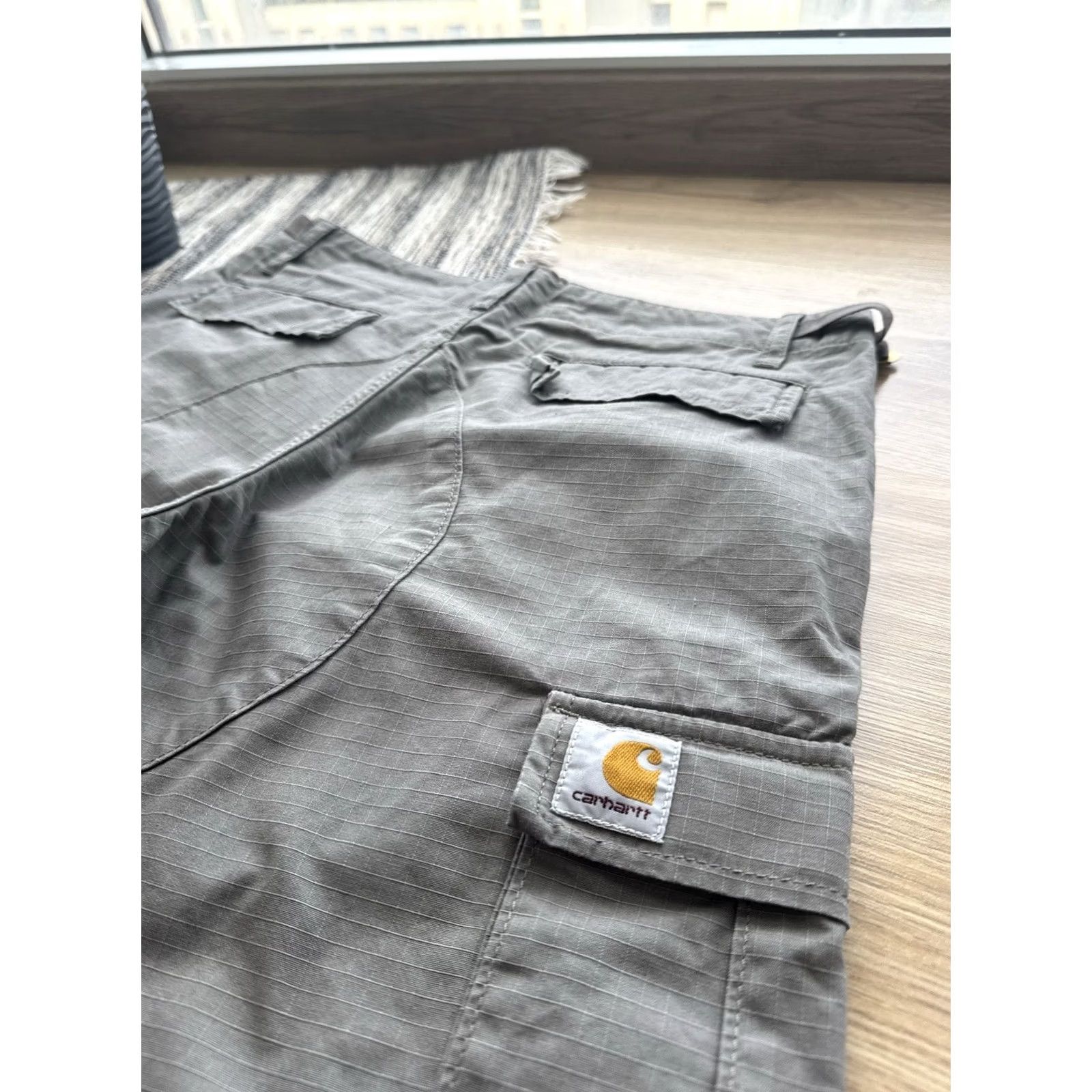 Carhartt VINTAGE Carhartt Aviation Cargo Bermuda Shorts Mens Size 30 Gray 90s 80s Retro USA Outdoor Cargo Style Logo Theme Size US 29 - 5 Thumbnail