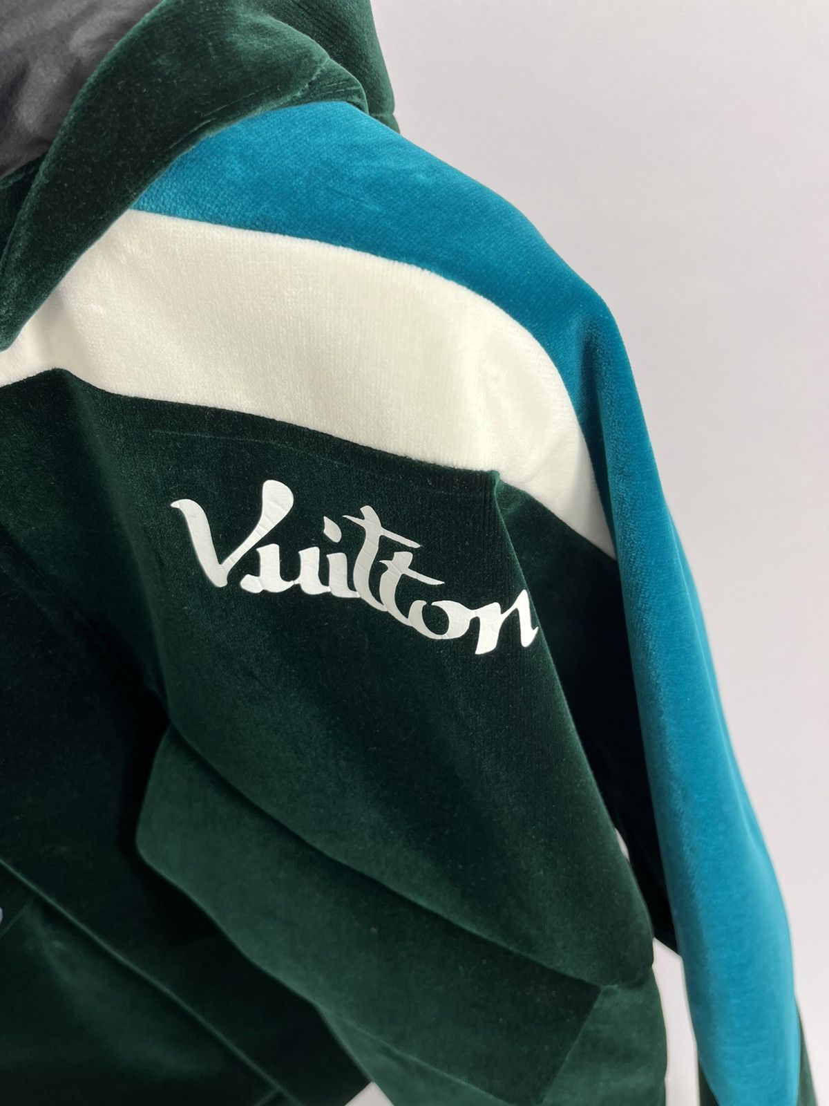 Louis Vuitton TECHNICAL TAPED VELOUR WINDBREAKER JACKET Size US XXL / EU 58 / 5 - 3 Thumbnail