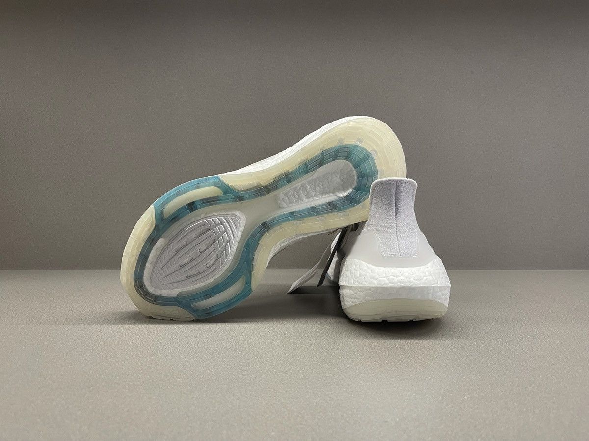 Adidas Adidas Ultra Boost Parley 21 Non-Dyed Size US 8.5 / EU 41-42 - 9 Thumbnail