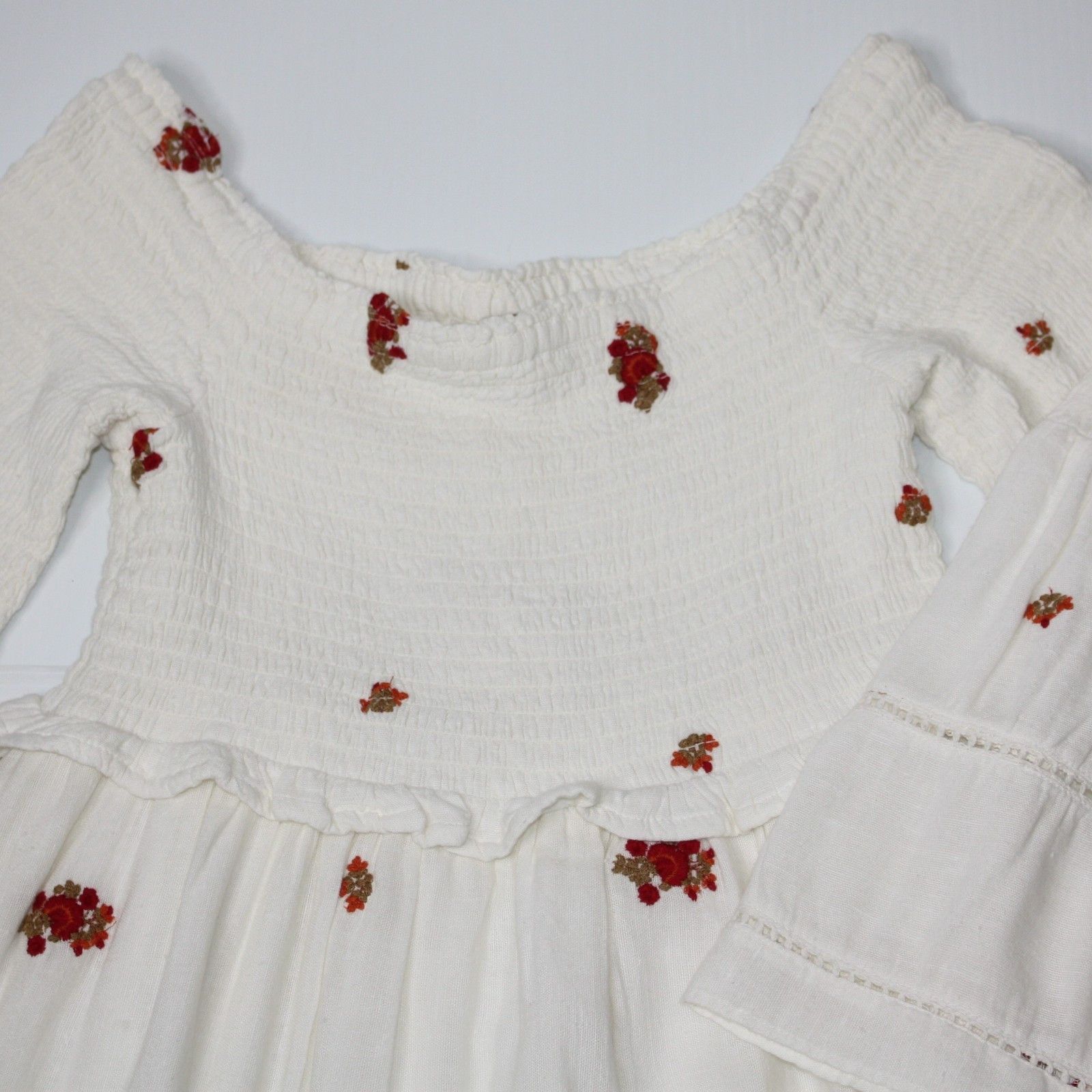 Free People Counting Daisies Embroidered Off the Shoulder Dress $148 Size M / US 6-8 / IT 42-44 - 9 Thumbnail