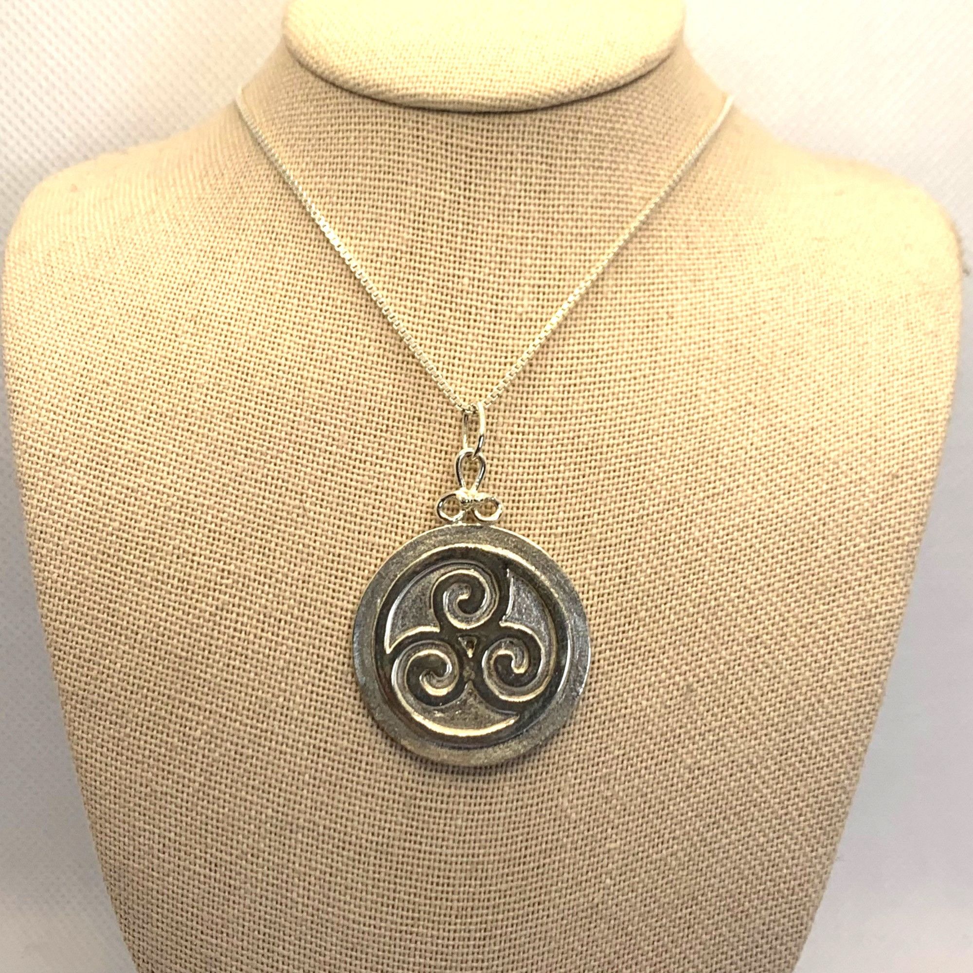 Other Sterling Silver 925 Handmade Triskele Spiral Circle Pendant Size ONE SIZE - 1 Thumbnail