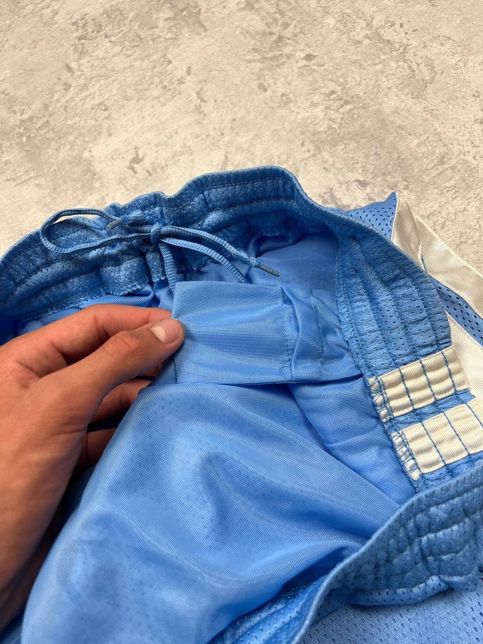 Nike Vintage Nike Shorts Basketball Size US 33 - 15 Thumbnail