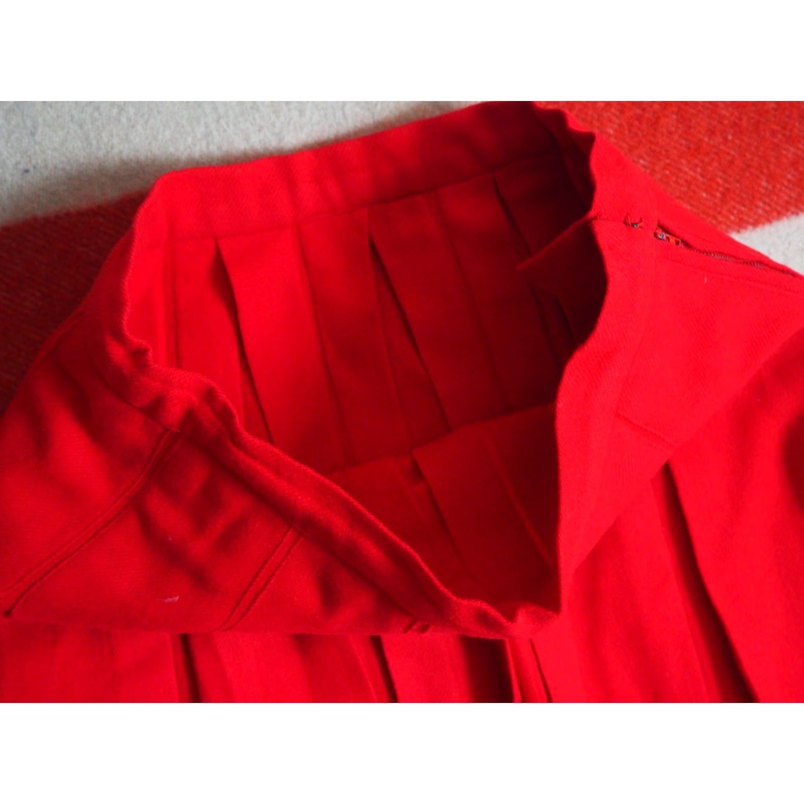 Etro VTG 1960s 50s 100% Wool Red Pleated Retro Boho Midi Mini Skirt Womens 28W Size 28" / US 6 / IT 42 - 2 Thumbnail