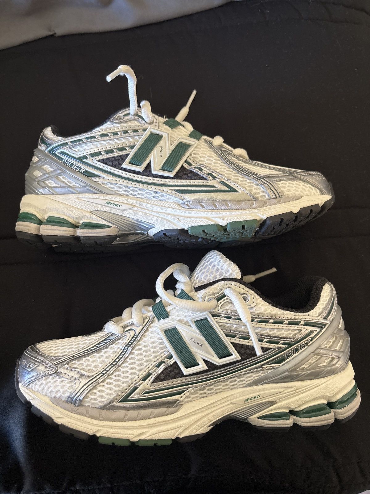 New Balance NB 1906R Size US 7 / IT 37 - 1 Thumbnail