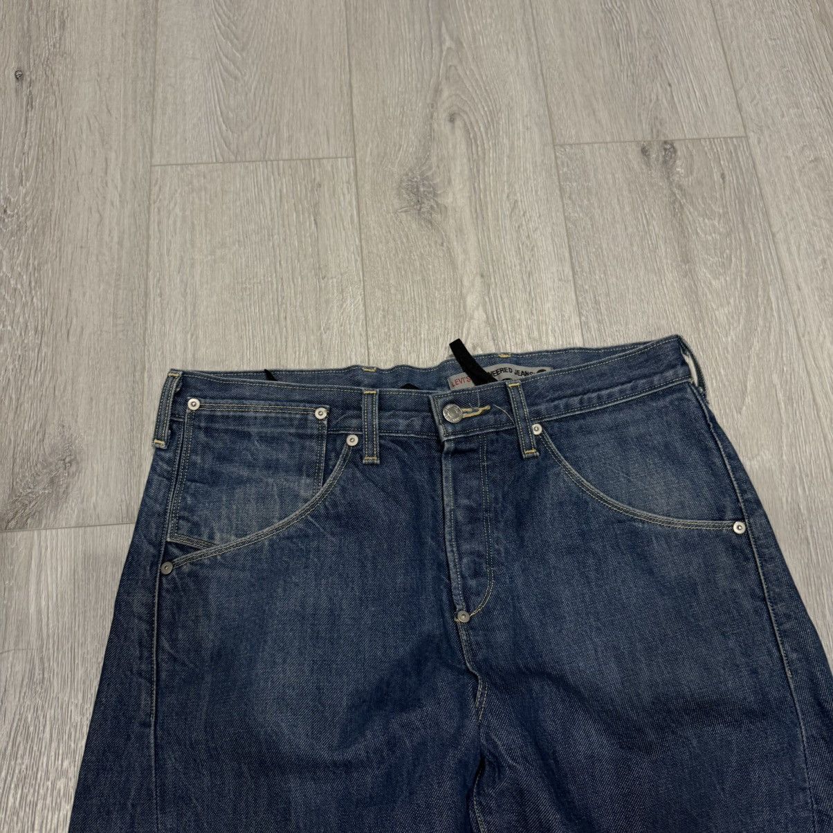 Levi's Vintage Levi’s Buckle Belt Avant Garde Jeans Distressed Size US 32 / EU 48 - 5 Thumbnail