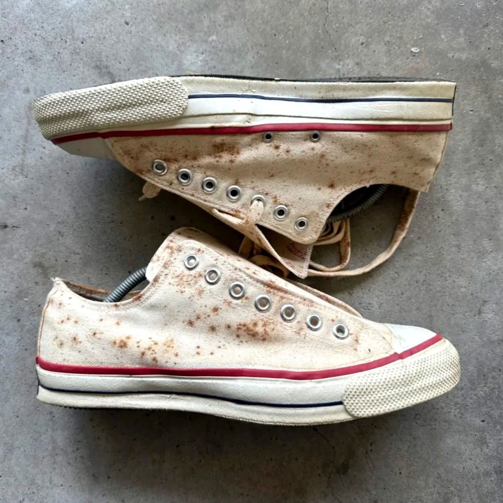 Bata VINTAGE Bata Bullets Converse Copies Sneakers Size 10.5 NOS Men White 60s Size US 11 / EU 44 - 2 Thumbnail