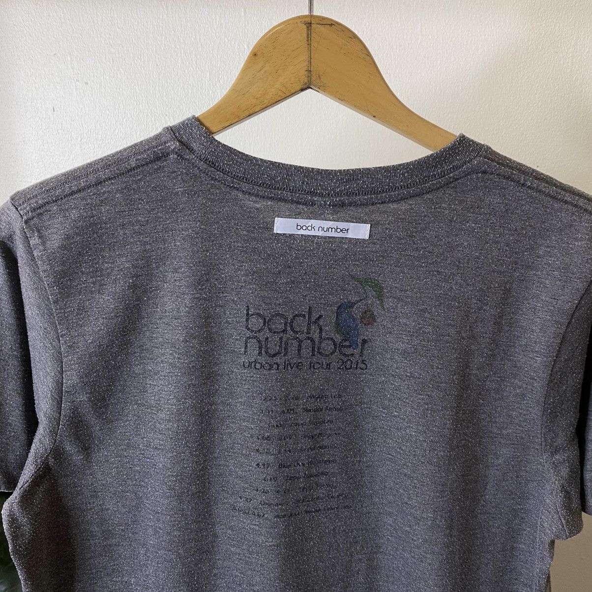 Band Tees Back Number Japanese Rock Trio Urban Life Tour 2015 T Shirt Size US M / EU 48-50 / 2 - 7 Thumbnail