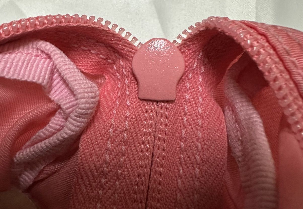Prada Prada pink Nylon Vela Cosmetic pouch Italy Size ONE SIZE - 7 Thumbnail