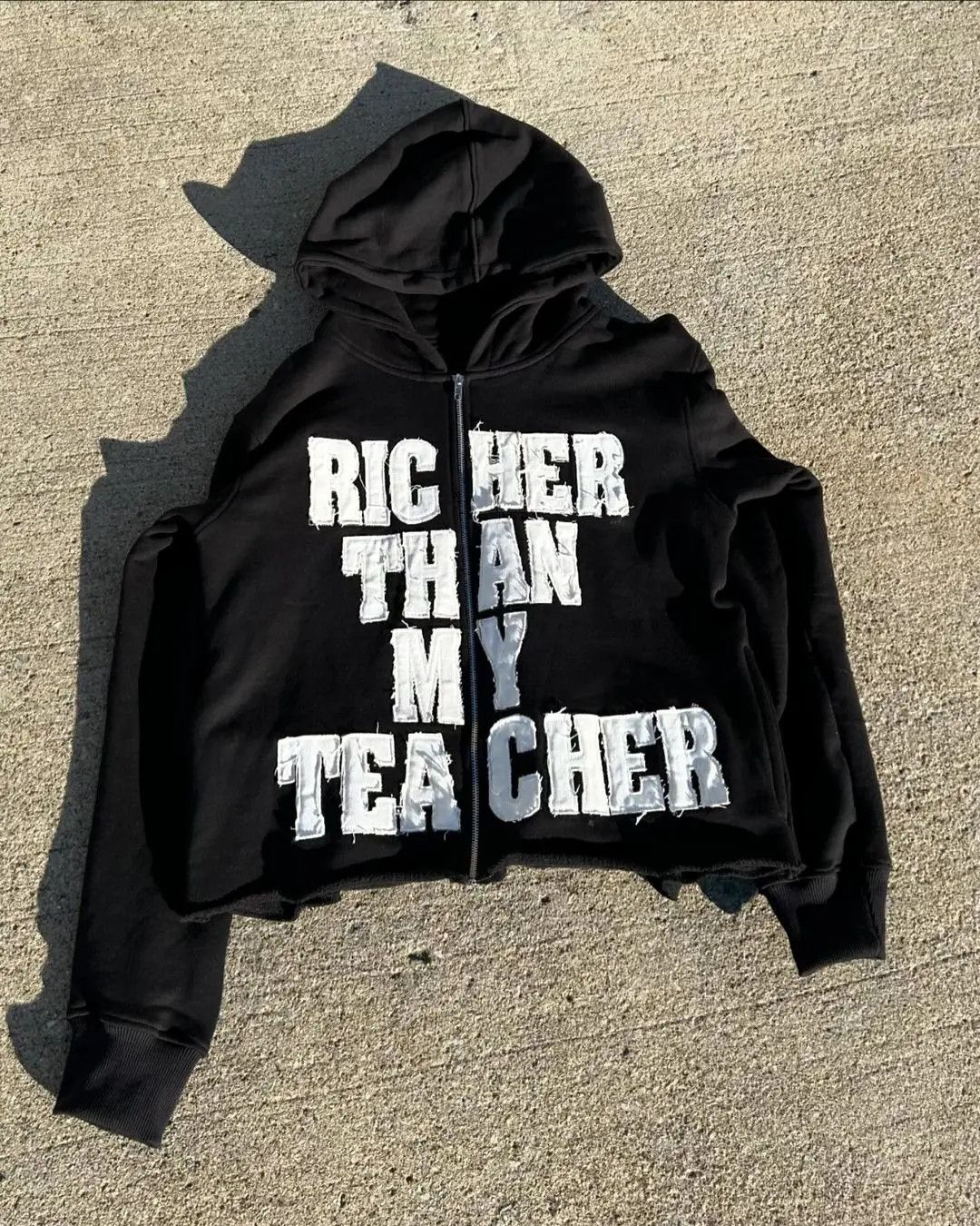 Other Retro Black Hoodie Size US XL / EU 56 / 4 - 1 Thumbnail