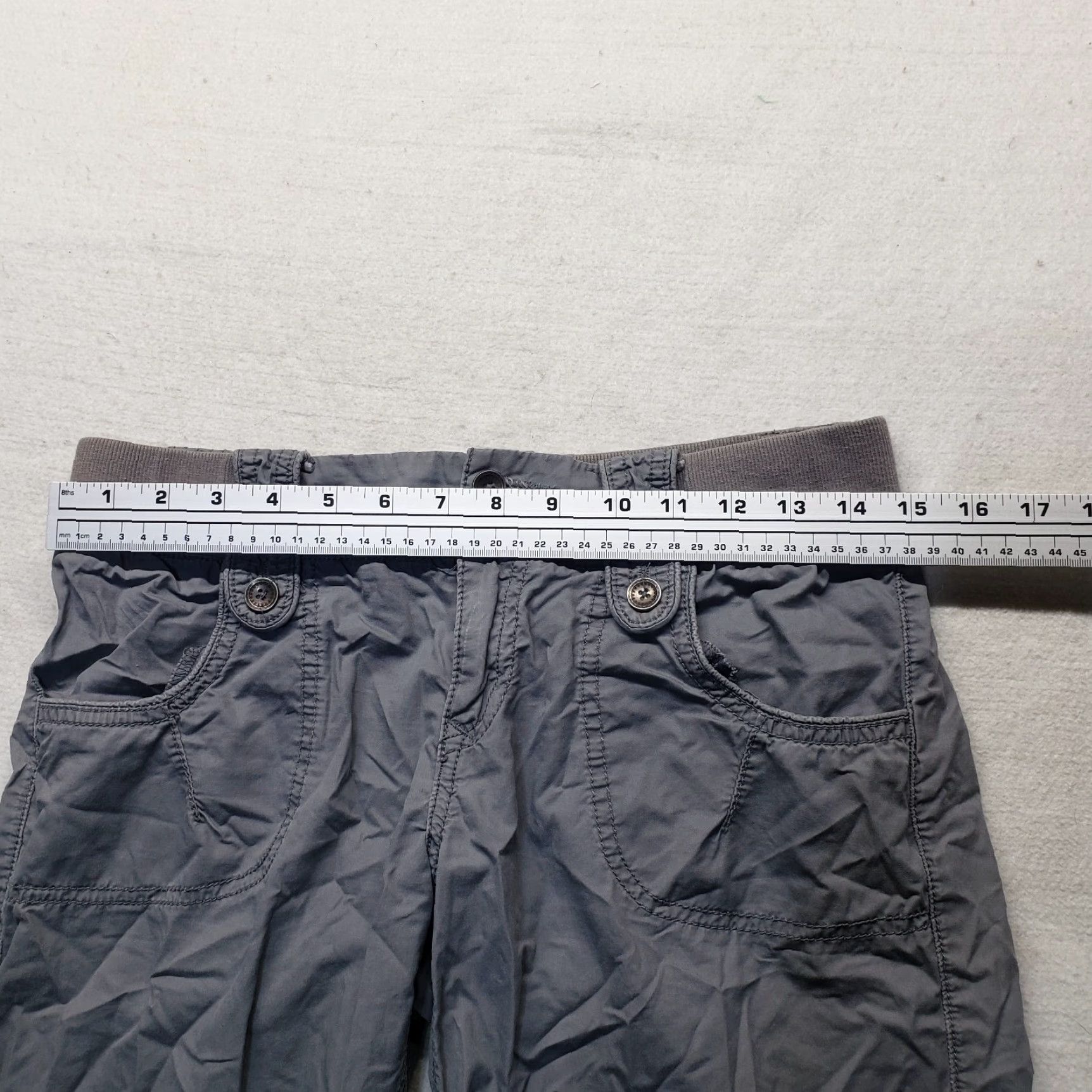 Vintage Maurices Weekender Crop Pants Gray Light Weight Pull On S Women Adult Regular Elastic Waist Pockets Flat Front Highly Comfortable Casual Travel 90s? Size 28" / US 6 / IT 42 - 4 Thumbnail