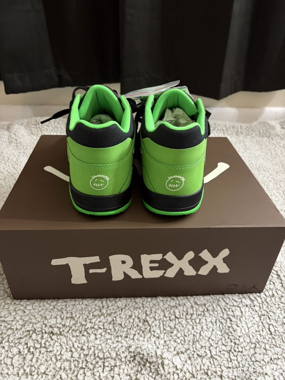 Jordan Brand TRAVIS SCOTT x AIR JORDAN JUMPMAN T-REXX Size US 10 / EU 43 - 8 Thumbnail