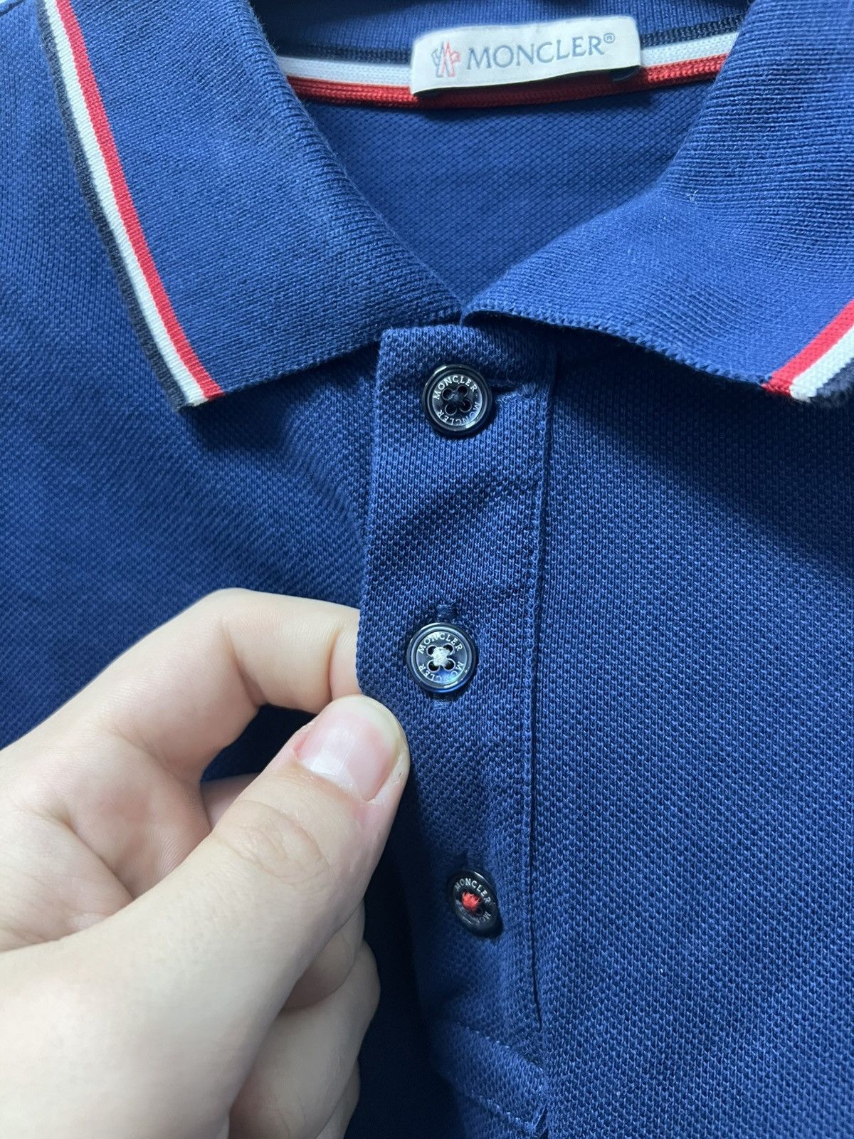 Moncler Moncler Polo Shirt Classic Logo Vintage Designer Size US S / EU 44-46 / 1 - 5 Thumbnail