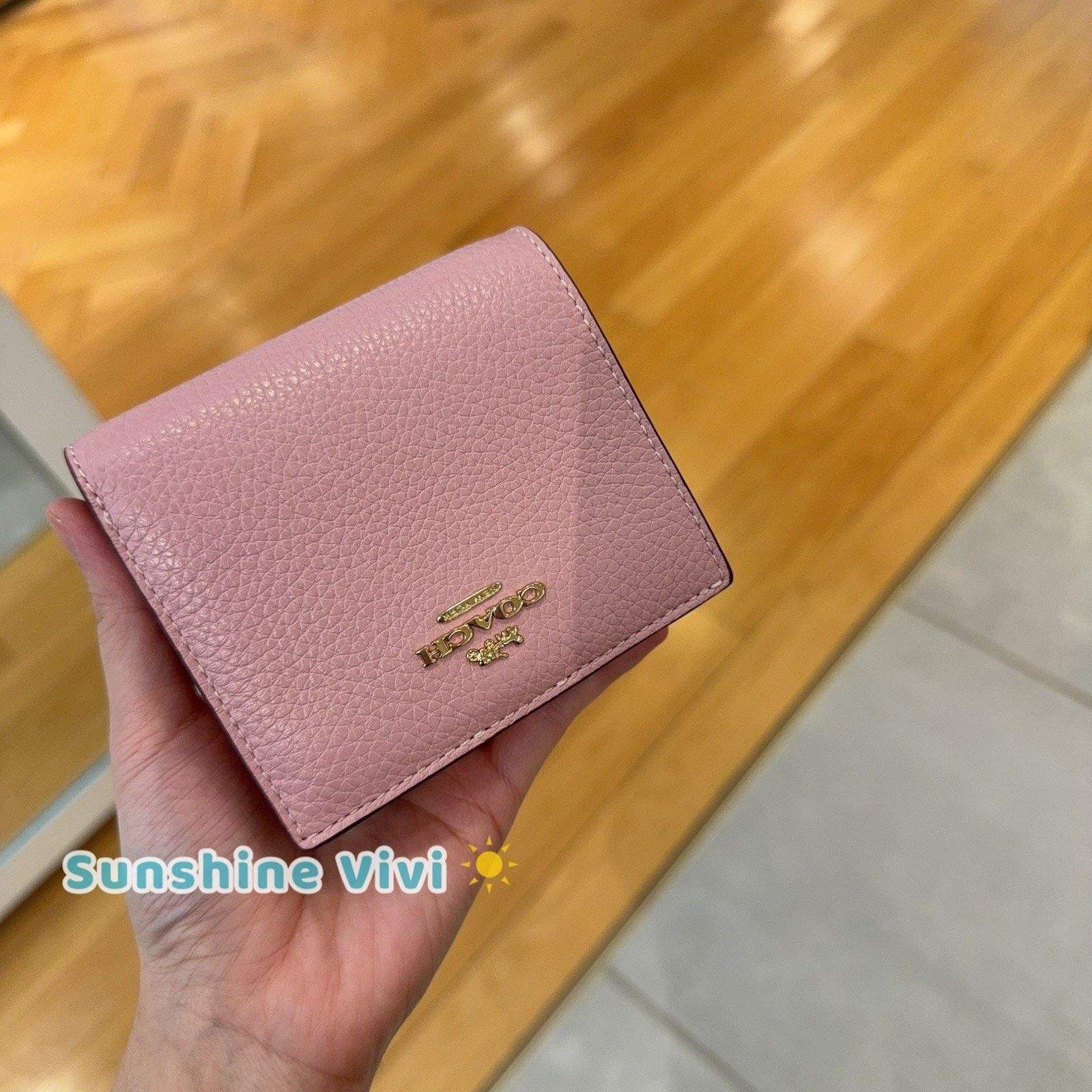 Coach NWT Coach Snap Wallet C2862 Pebbled Leather Charm Carnation Size ONE SIZE - 1 Thumbnail