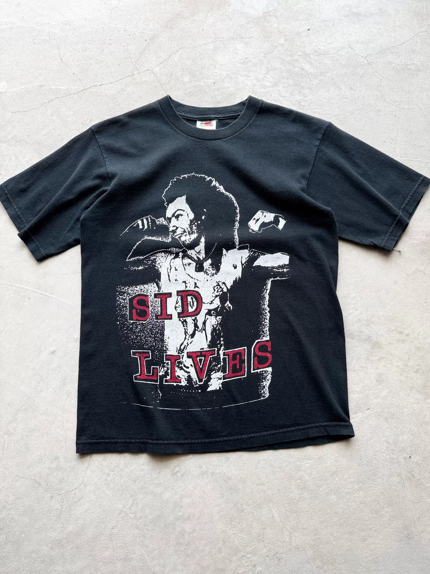 Vintage Vintage 00s Sid Vicious Band Tee Size US S / EU 44-46 / 1 - 1 Thumbnail