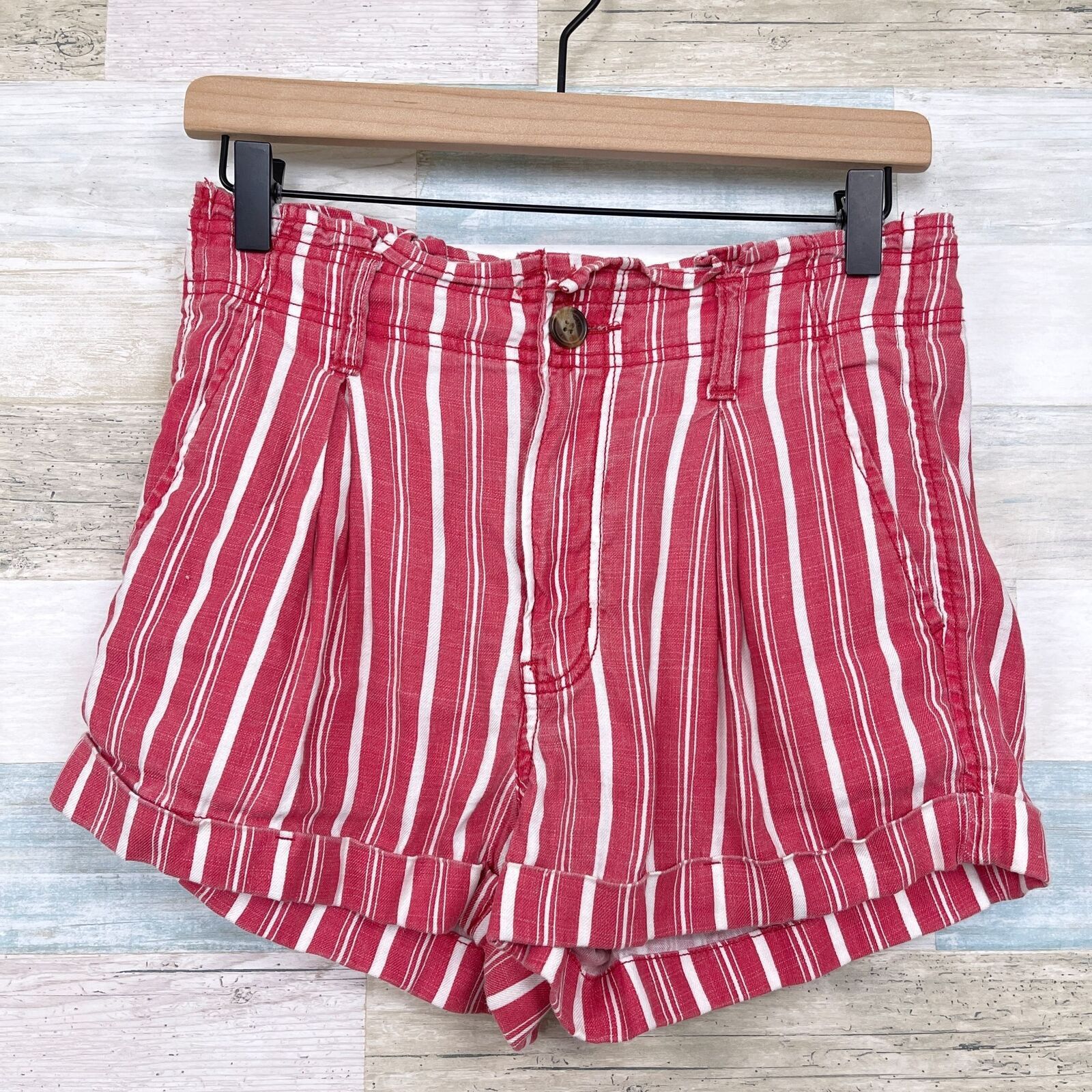 American Eagle Outfitters American Eagle Linen Striped Paperbag Shorts Red Womens 2 Size US 26 / EU 42 - 1 Thumbnail