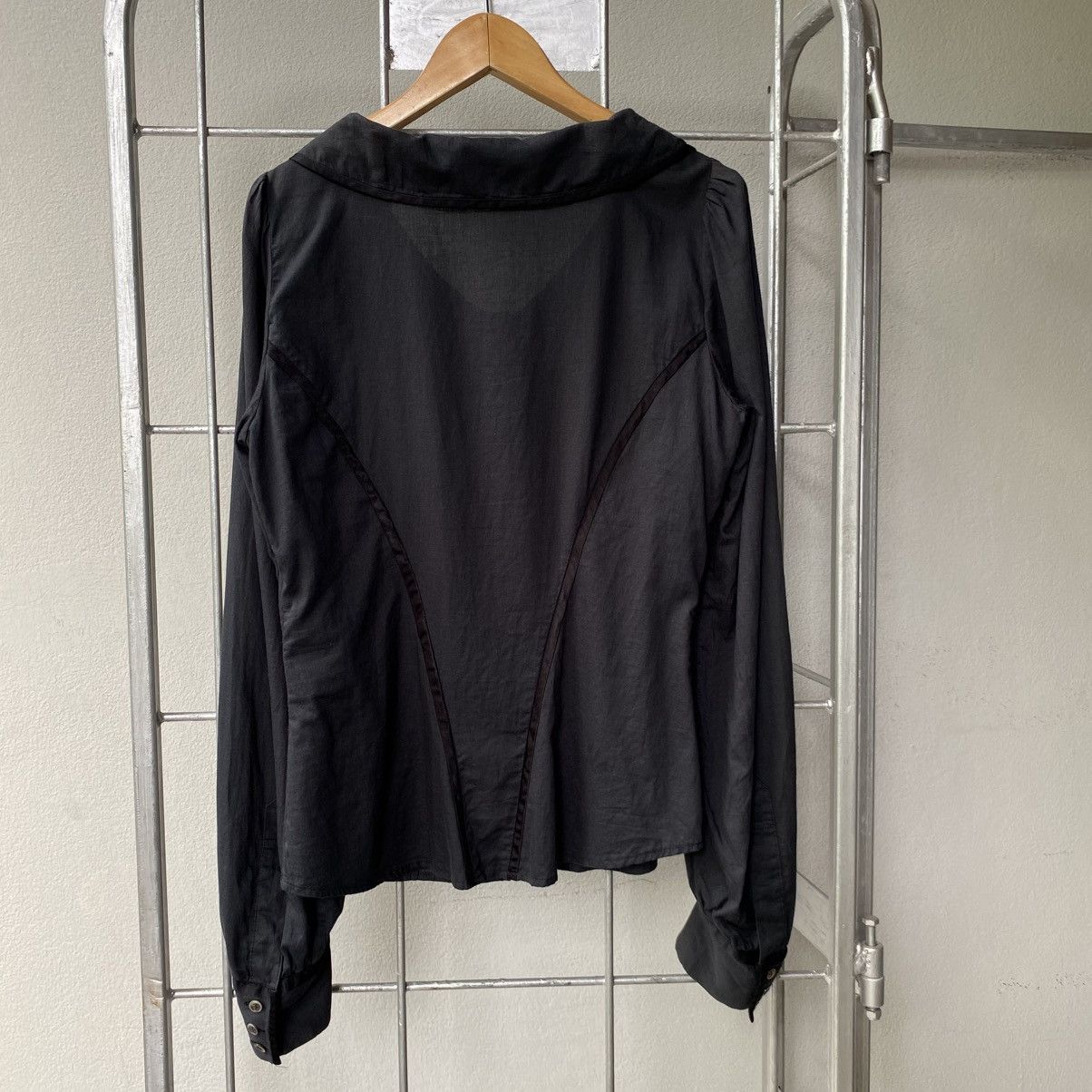 Tsumori Chisato Tsumori Chisato Black Long Sleeve Blouse Peter Pan Collar Size XS / US 0-2 / IT 36-38 - 2 Thumbnail
