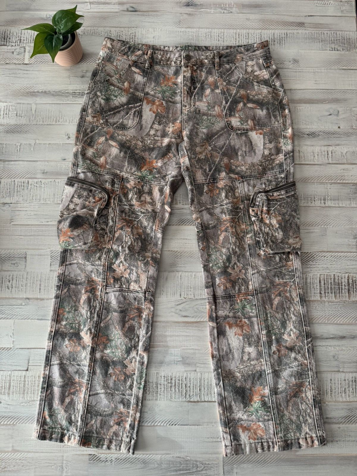 The GV Gallery The Gv gallery camo cargos Size US 34 / EU 50 - 1 Thumbnail