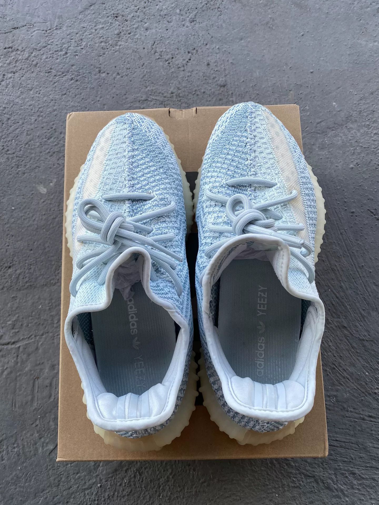 Adidas Adidas YEEZY350 White Lowtop Sneakers 9 Men Size US 9 / EU 42 - 1 Thumbnail