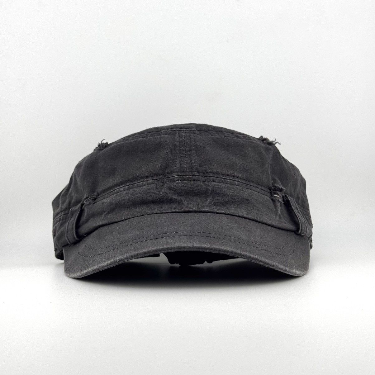 Japanese Brand Vtg Sunfaded Blank Black Distressed Military Work Hat Y2K Size ONE SIZE - 1 Thumbnail