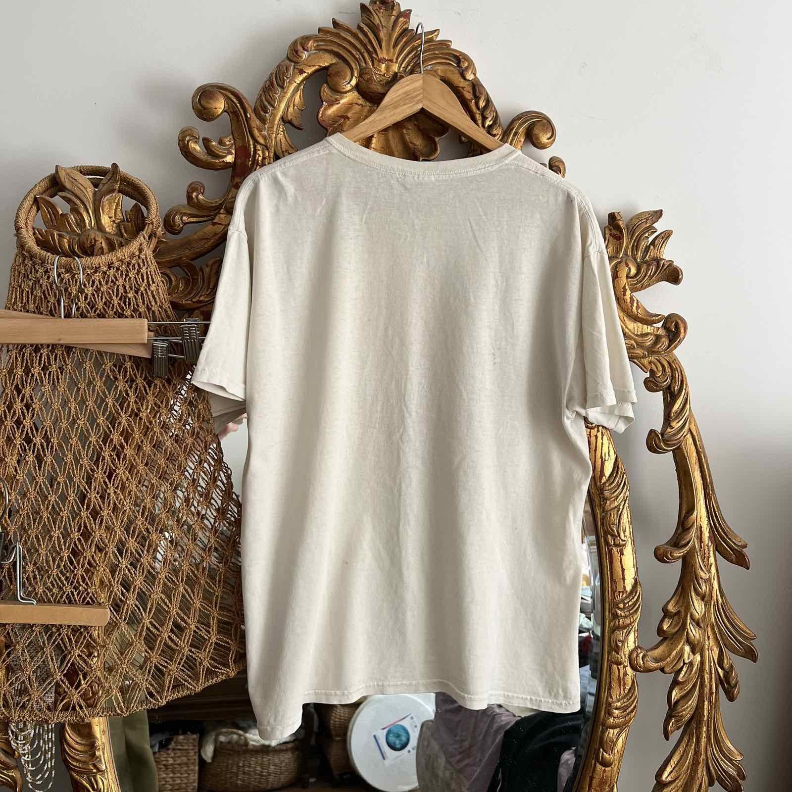 Band Tees × Vintage Vintage 2000s The Beatles Lonely Hearts Band T Shirt Size US L / EU 52-54 / 3 - 2 Thumbnail