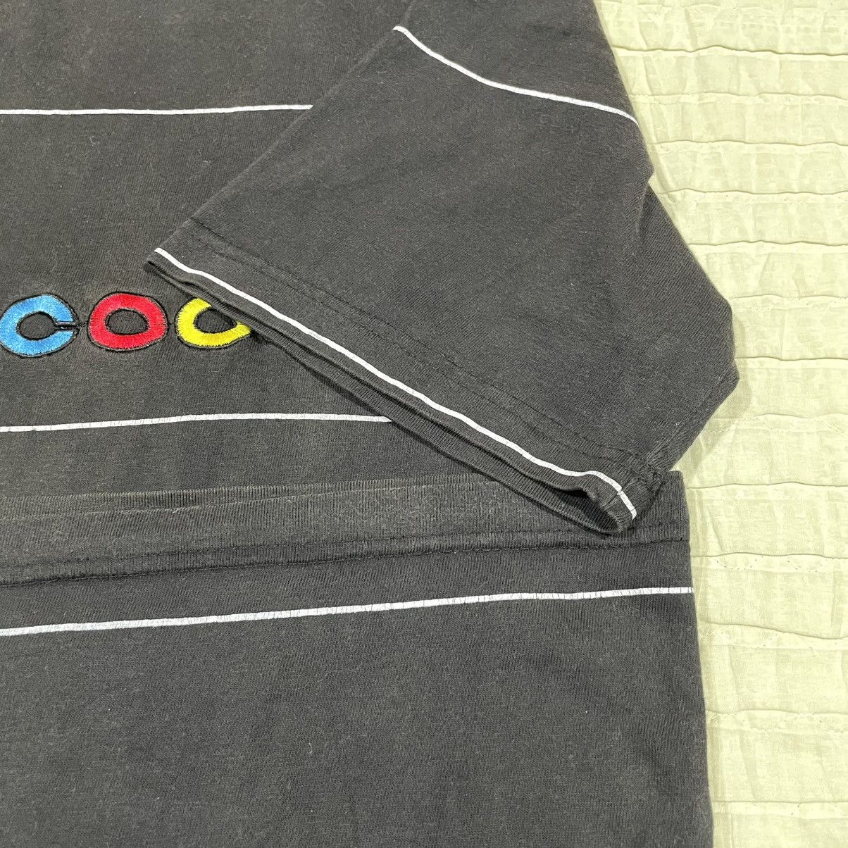 Coogi Vintage Thrashed Faded Coogi Embroidered Logo Rare T Shirt Size US XL / EU 56 / 4 - 5 Thumbnail
