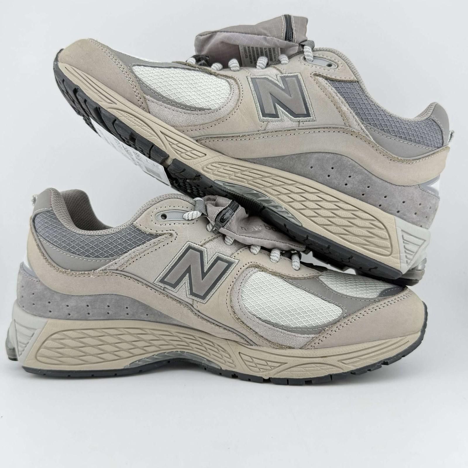New Balance New Balance 2002R Grey Pocket 10.5 Used OG Box Size US 10.5 / EU 43-44 - 7 Thumbnail