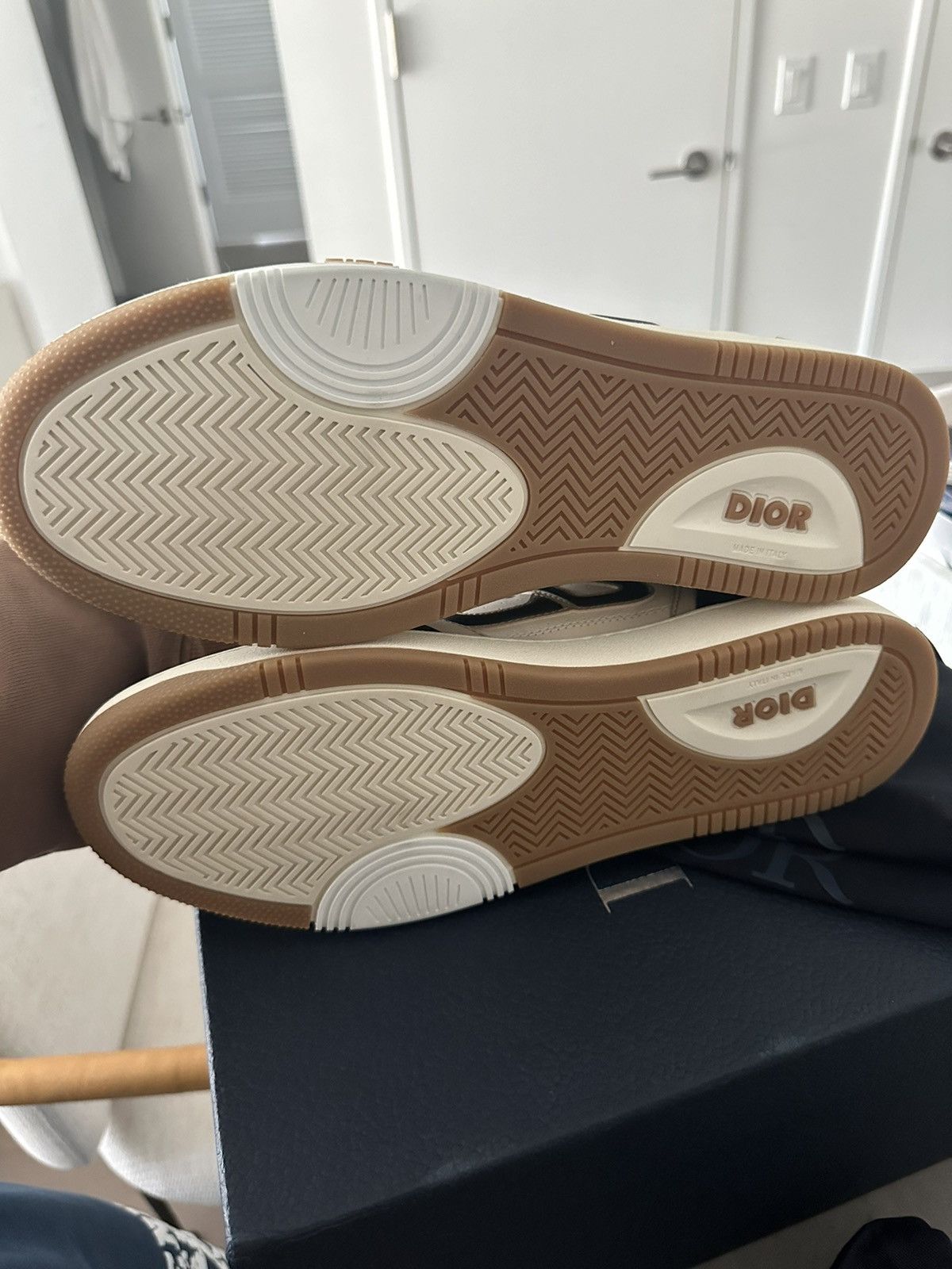 Dior Dior B57 sneaker cream/brown size 42 - 9US Size US 9 / EU 42 - 2 Thumbnail