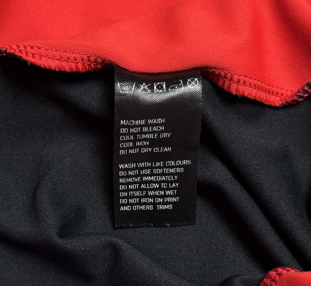 Castore Glasgow Rangers 2021 2022 Pre-Match Shirt Jersey Castore Size US M / EU 48-50 / 2 - 10 Thumbnail