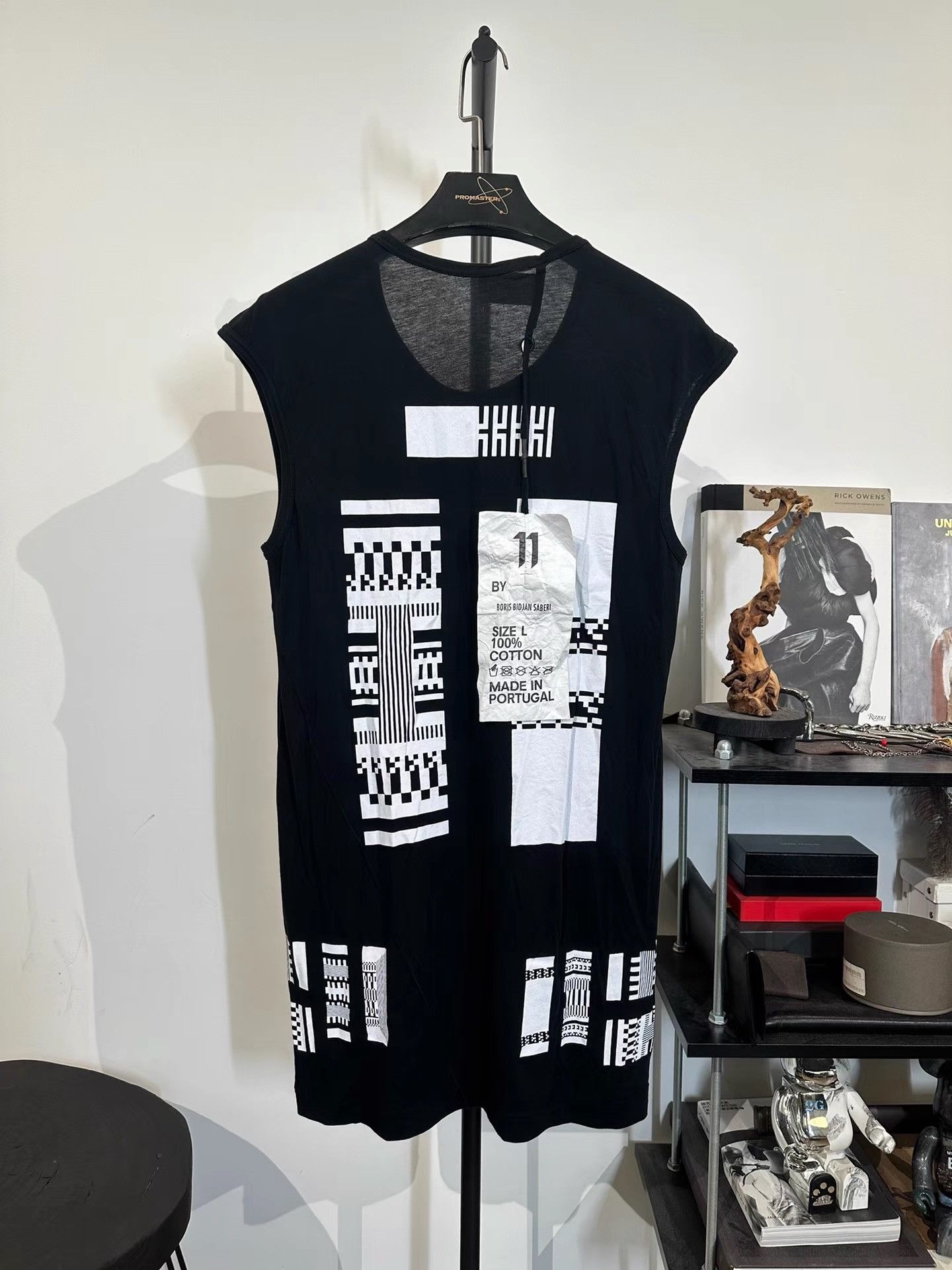 11 By Boris Bidjan Saberi Boris Bidjan Saberi 11by bbs Printed Sleeveless Tank Top K35 Size US L / EU 52-54 / 3 - 1 Thumbnail