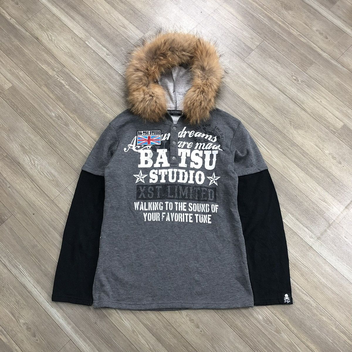 20471120 Grunge Batsu Studio Union Jack Skulls Lgb Style Fur Hoodie Size US S / EU 44-46 / 1 - 1 Thumbnail
