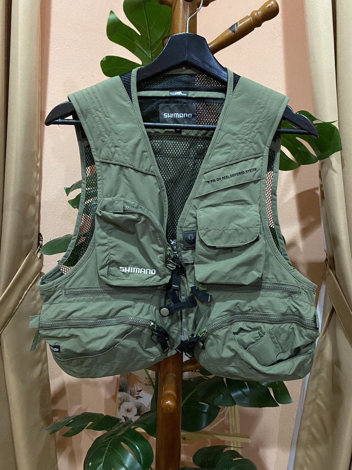 Japanese Brand VINTAGE SHIMANO UTILITY FISHING VEST JACKET Size US M / EU 48-50 / 2 - 3 Thumbnail