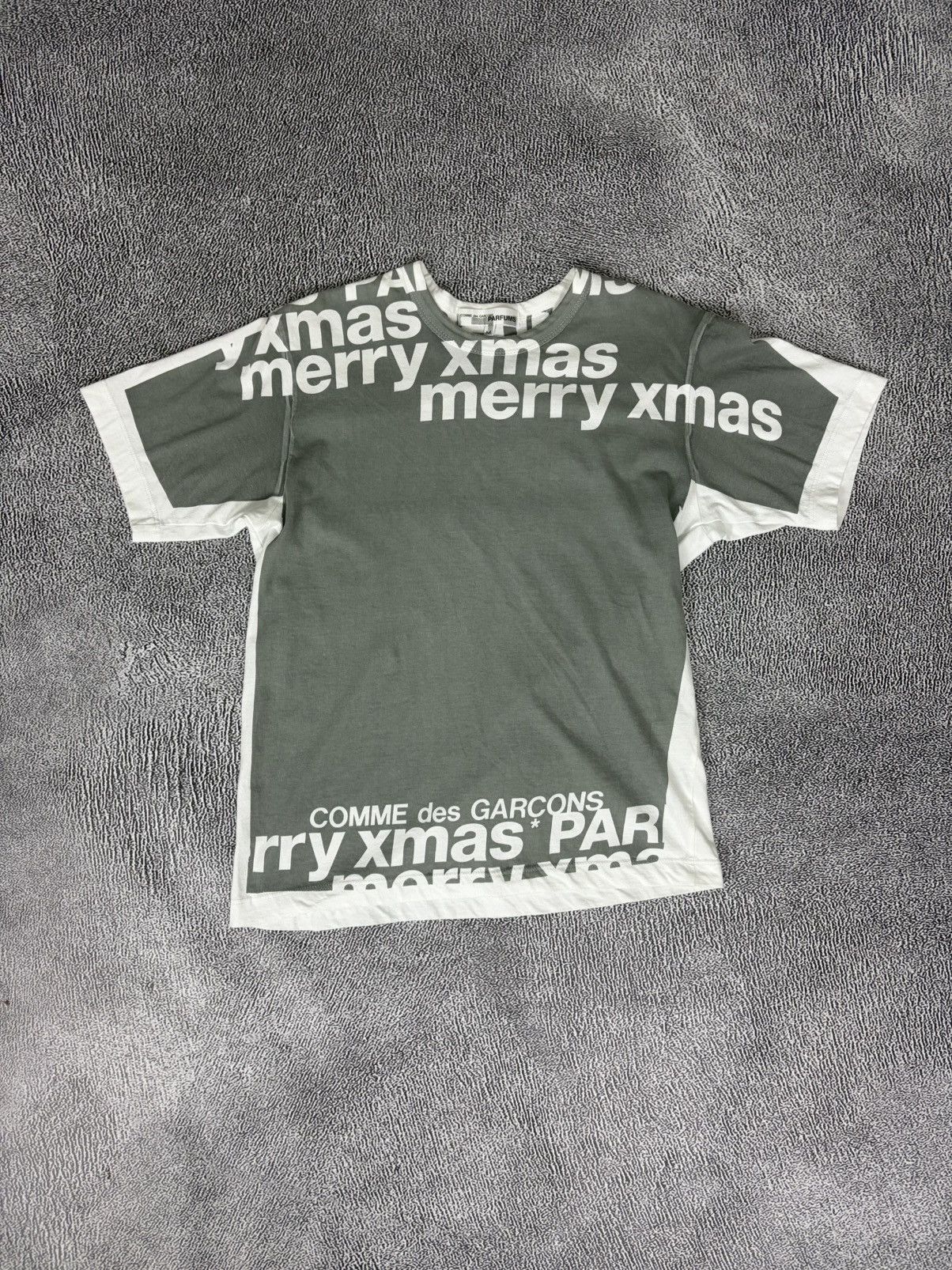 Comme des Garcons Comme des Garcon Fw11 Merry Xmas parfums print Size US M / EU 48-50 / 2 - 1 Thumbnail