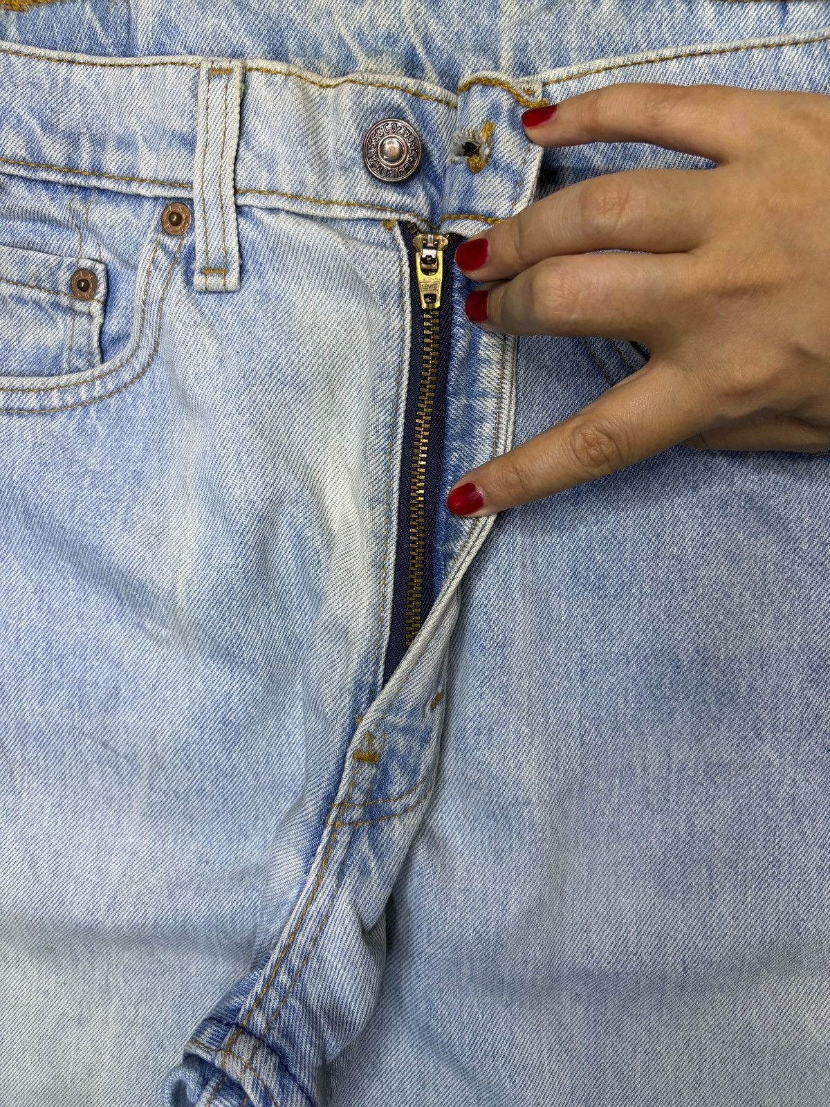 Levi's SALES🔥Vintage 90s Levis 520 Mud Wash Light Blue Baggy Jeans Size US 30 / EU 46 - 3 Thumbnail