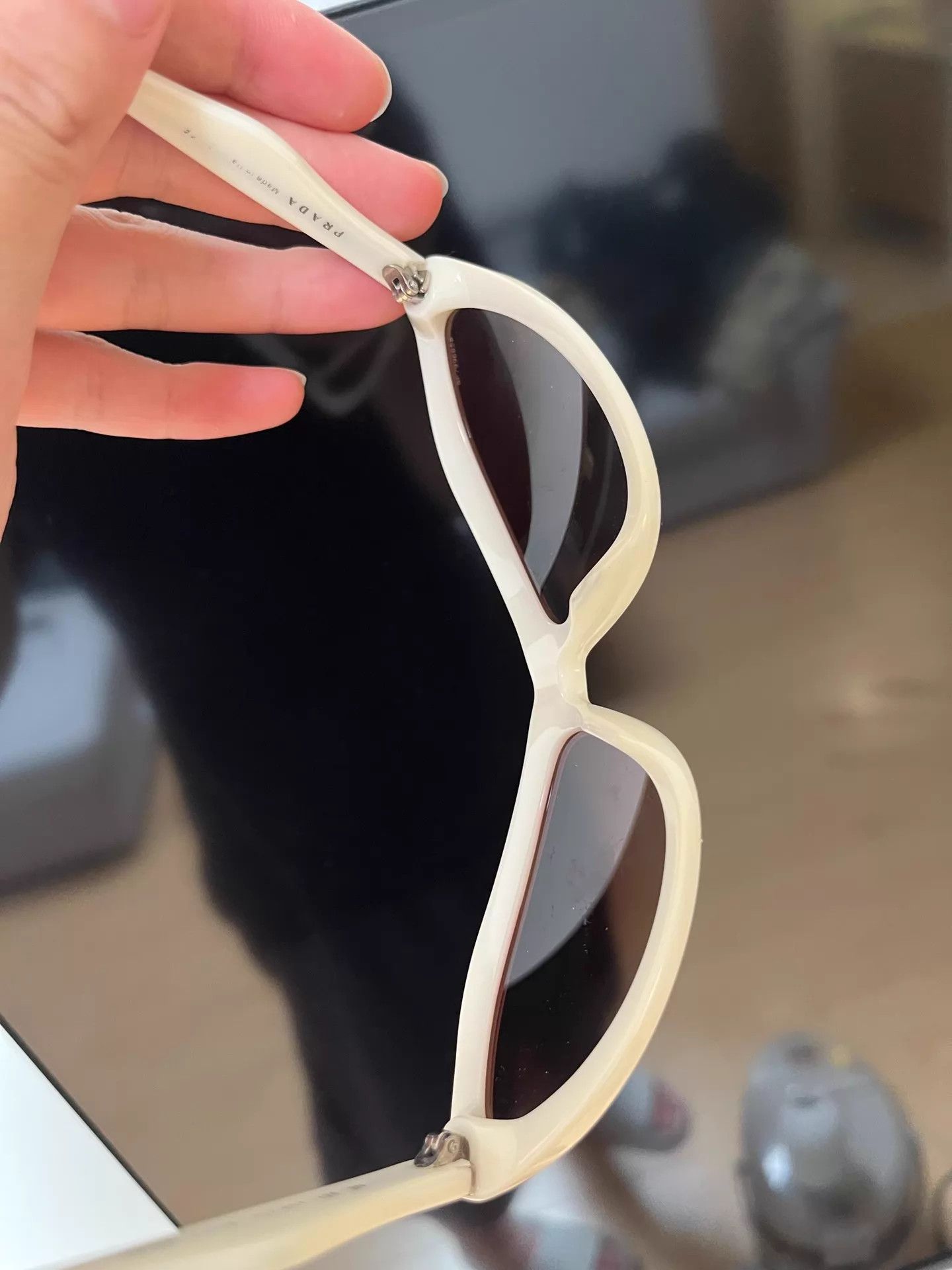 Prada Prada Archive 00s Sunglasses Size ONE SIZE - 5 Thumbnail