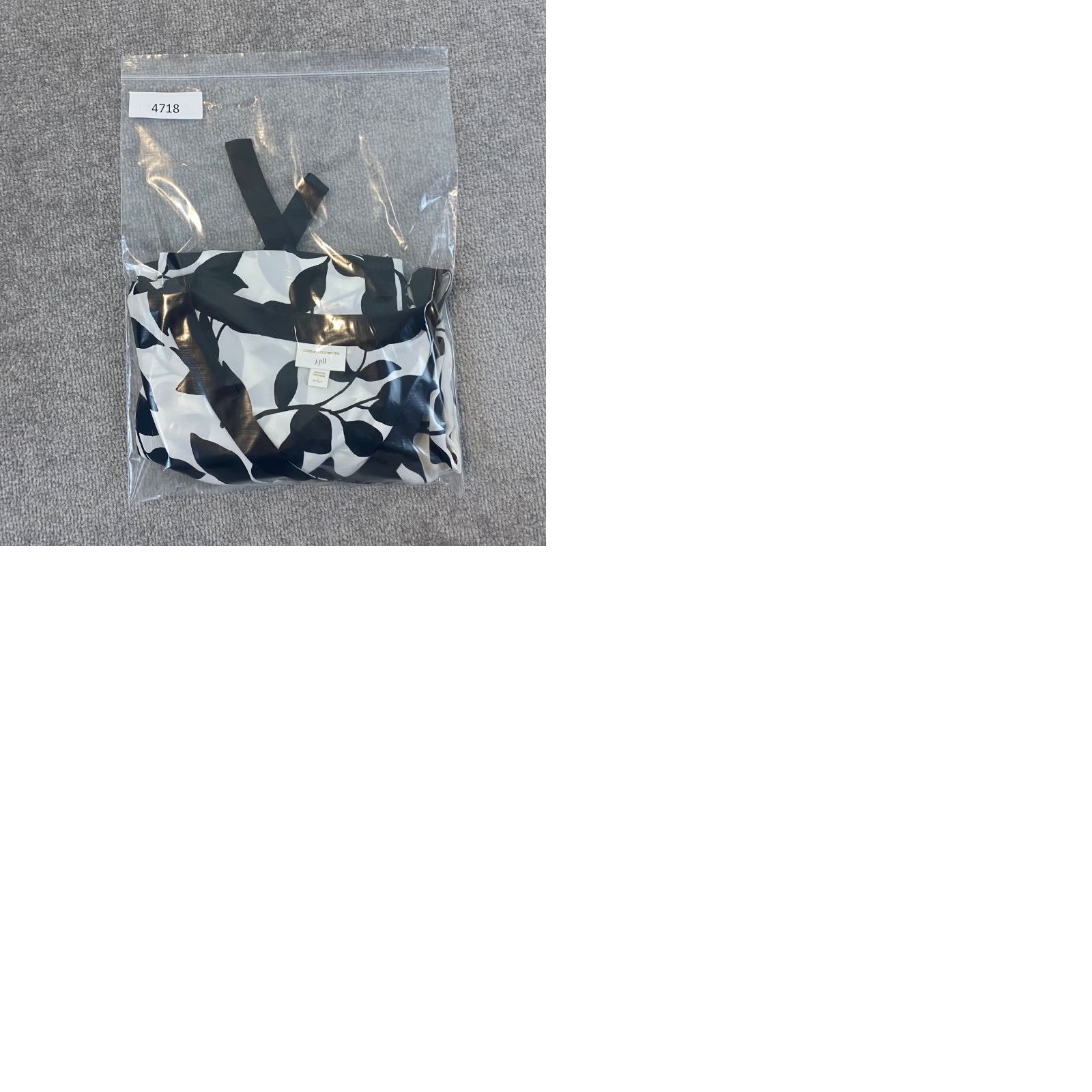 J. Jill Christian Siriano J. Jill Blouse Women LP Large Petite White Black Floral Career Size L / US 10 / IT 46 - 9 Thumbnail