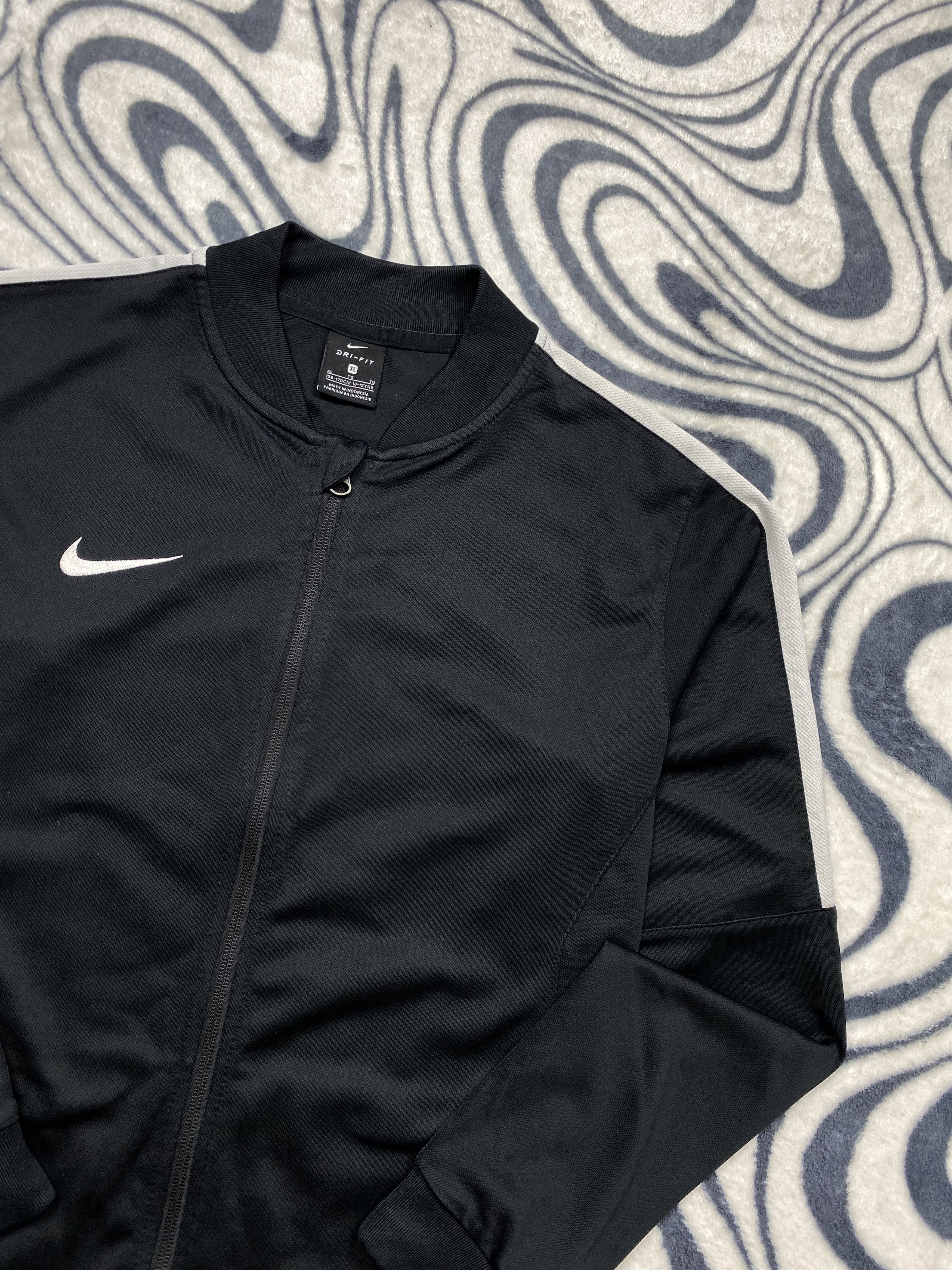 Nike Nike Vintage Mens Track Top Bomber Jacket Dri Fit Y2K Size US S / EU 44-46 / 1 - 2 Thumbnail