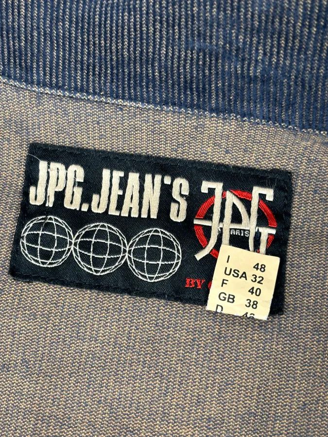 Jean Paul Gaultier 2000s Jean Paul Gaultier Navy Relief Denim Multi-Pocket Denim Jacket Size US S / EU 44-46 / 1 - 10 Thumbnail