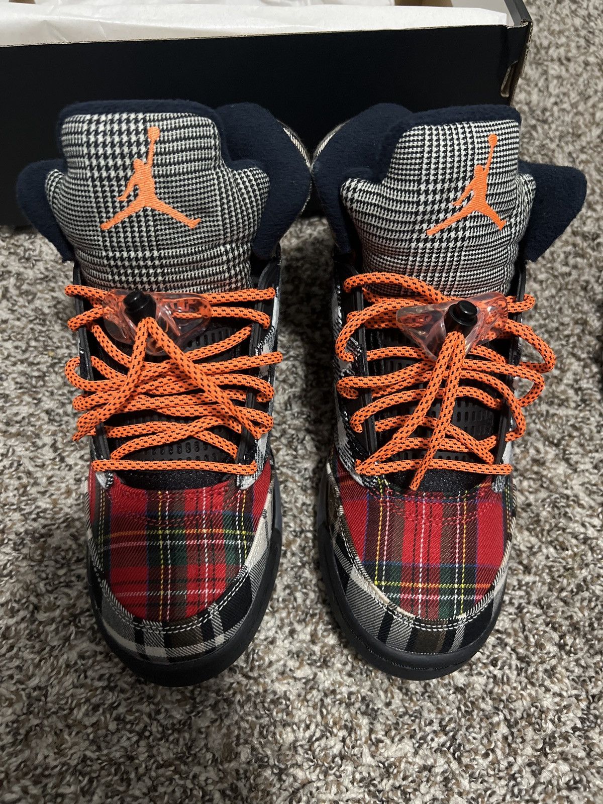 Jordan Brand Jordan Retro 5 “Plaid” Size US 7 / EU 40 - 4 Thumbnail