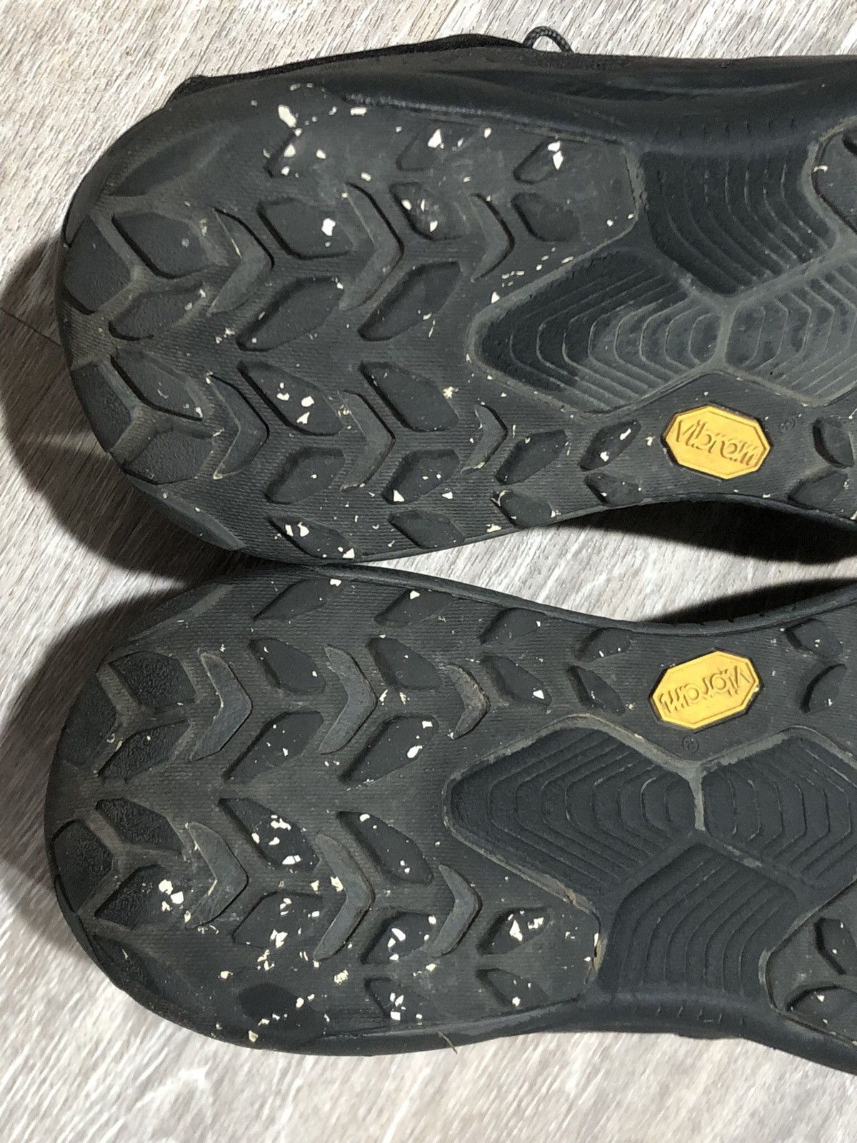 Hoka Hoka Shoes Mens Size 10 Black Transport GTX GORE-TEX Vibram Size US 10 / EU 43 - 14 Thumbnail