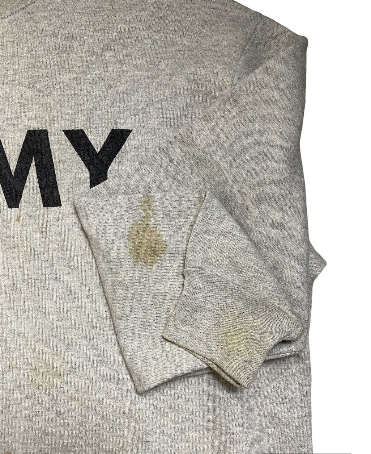 Vintage VINTAGE US Army IPFU Training Sweatshirt Gray Heather Size US L / EU 52-54 / 3 - 9 Thumbnail