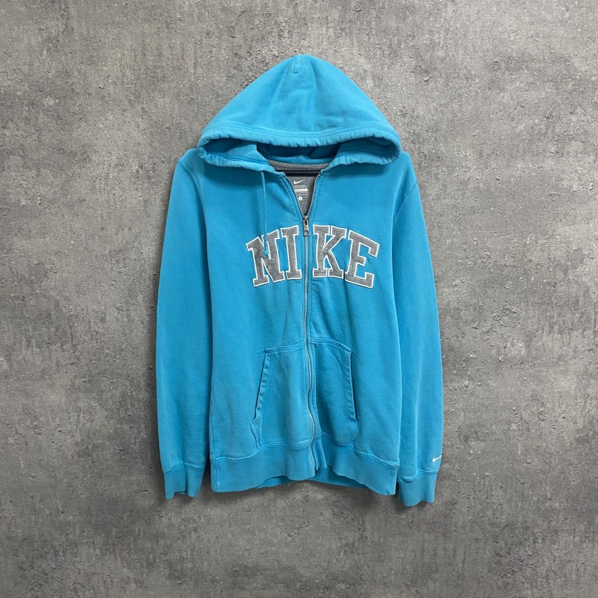 Nike Vintage Nike Zip Hoodie Big Logo Center Swoosh Y2K 90s Size US L / EU 52-54 / 3 - 1 Thumbnail