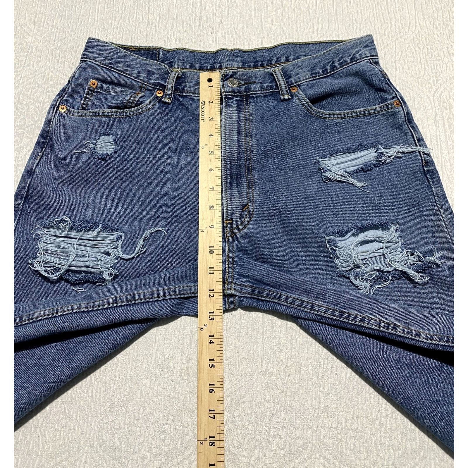 Levi's VINTAGE Levi's 501 Shorts Mens 34 Blue Distressed Raw Hem Denim Ripped Grunge Cutoff Jort Size US 34 / EU 50 - 4 Thumbnail