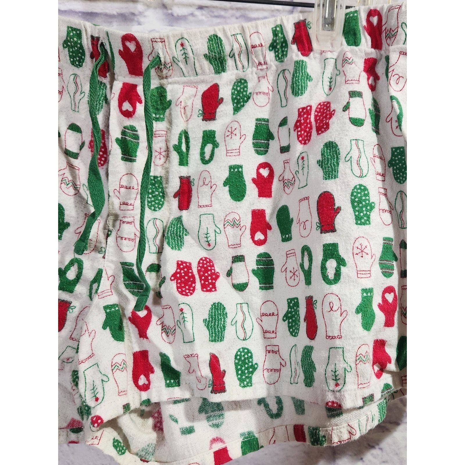 Other White Red Green Christmas Mittens Flannel Sleep Short Medium Size ONE SIZE - 2 Thumbnail