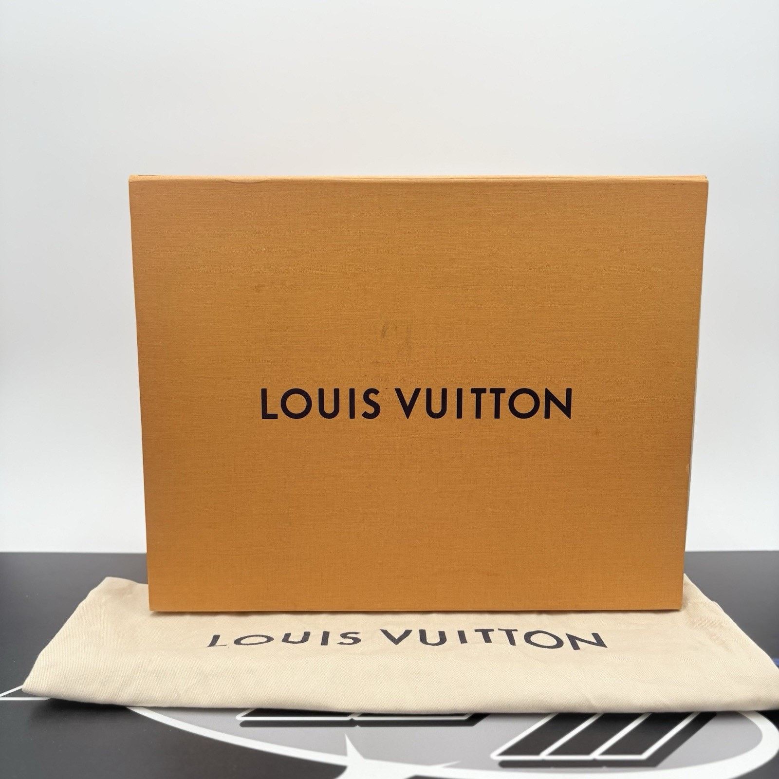 Louis Vuitton (11-11.5 US) Louis Vuitton Denim Maxi ' Black ' | WORN ONCE! Size US 11 / EU 44 - 15 Thumbnail