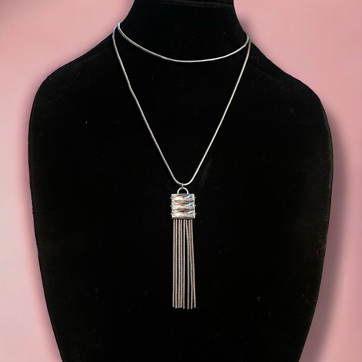 White House Black Market WHBM long silver tone chain tassel pendant necklace Size ONE SIZE - 1 Thumbnail