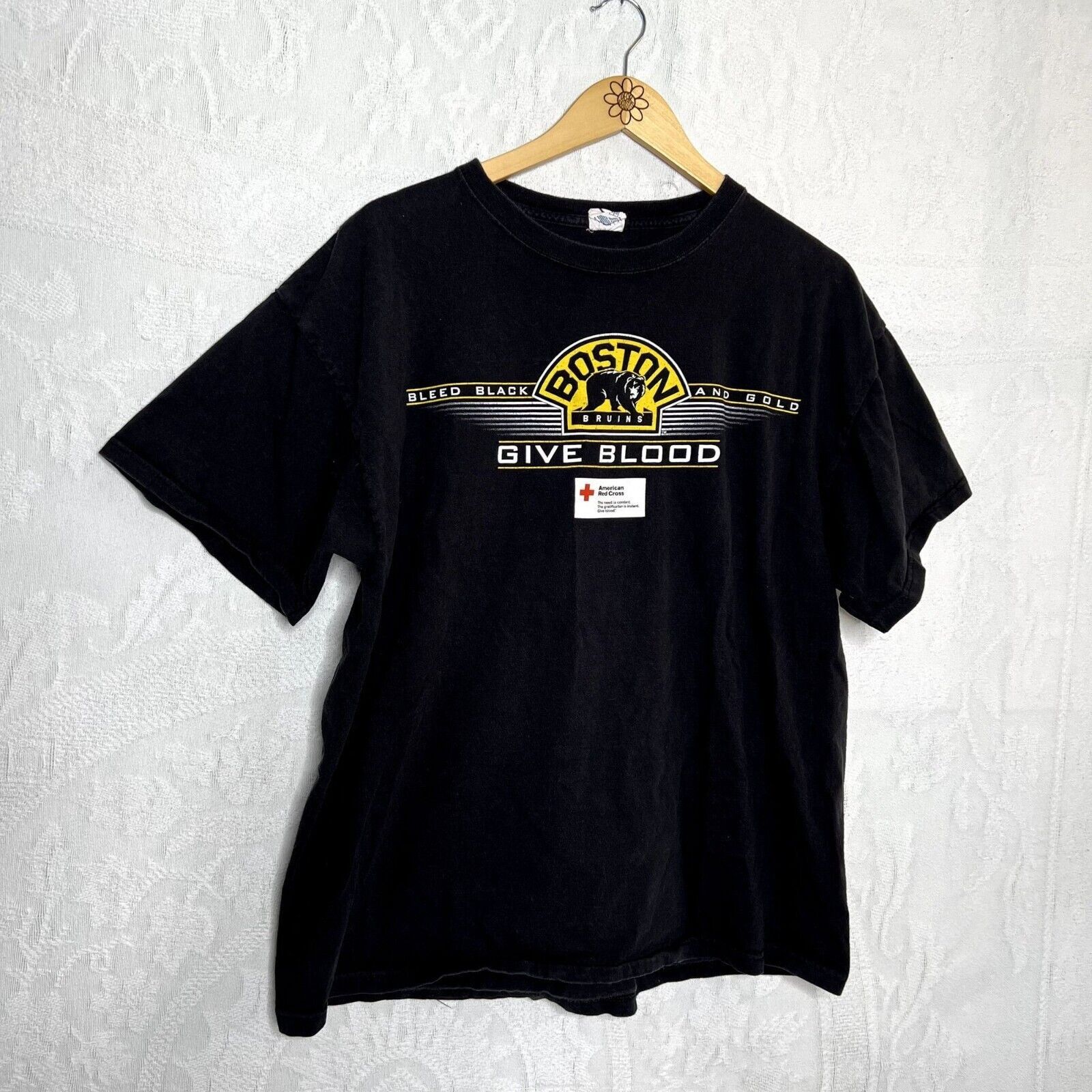 Delta Boston Bruins Logo Short Sleeve Tee Size US XL / EU 56 / 4 - 1 Thumbnail