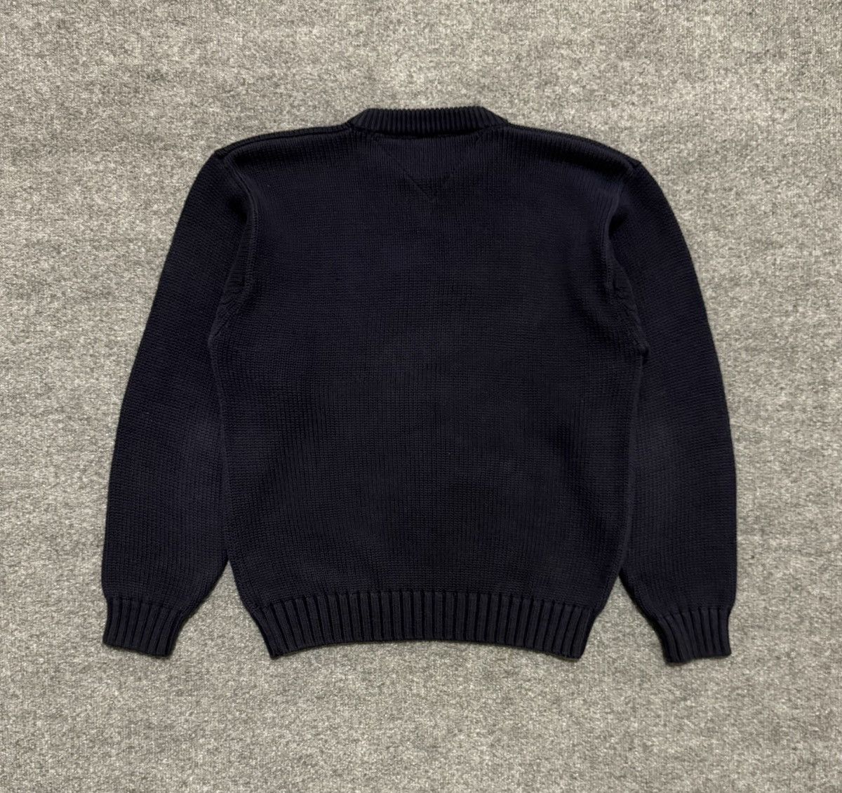 Tommy Hilfiger Vintage Tommy Hilfiger Crest Logo Knit Sweater L Size US L / EU 52-54 / 3 - 7 Thumbnail