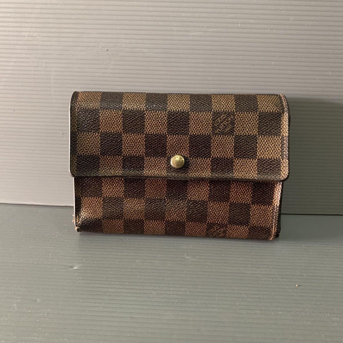 Louis Vuitton Louis Vuitton Damier Ebene Wallet Size ONE SIZE - 1 Thumbnail